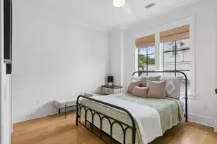 924 Pitt St, Mount Pleasant, SC 29464 - Photo 36