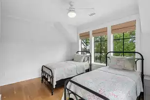 924 Pitt St, Mount Pleasant, SC 29464 - Photo 52