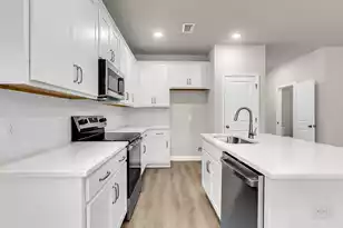 489 Martins Creek Blvd, Summerville, SC 29485 - Photo 8