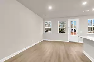 489 Martins Creek Blvd, Summerville, SC 29485 - Photo 14