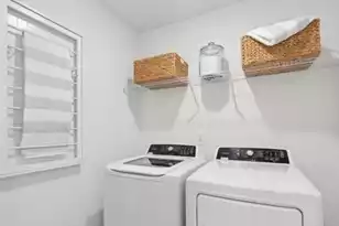 780 Ridgley Dr, Summerville, SC 29486 - Photo 2