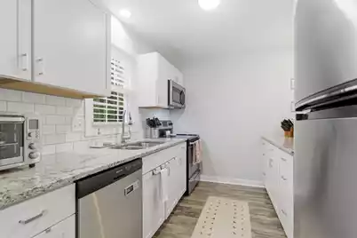 245 Heritage Circle, Mount Pleasant, SC 29464 - Photo 4