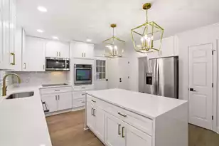 746 Canary Dr, Charleston, SC 29414 - Photo 2