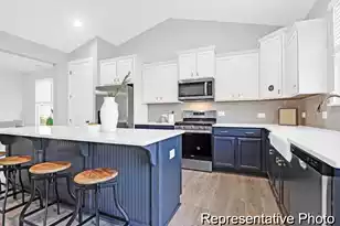 1013 Mourning Warbler Wy, Ravenel, SC 29470 - Photo 4