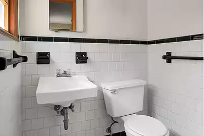 109 Hampton Street N, Summerville, SC 29483 - Photo 6