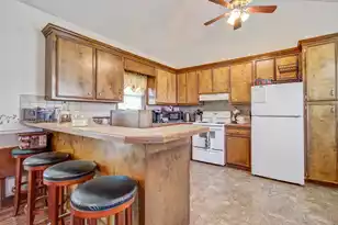 1436 Brantley Ave, Summerton, SC 29148 - Photo 10