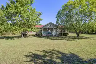 1436 Brantley Ave, Summerton, SC 29148 - Photo 1