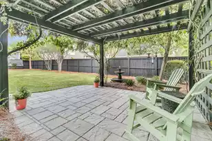 239 Fairchild St, Charleston, SC 29492 - Photo 30