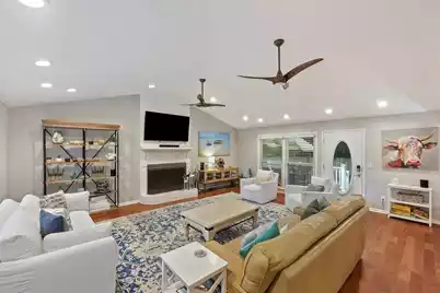 3 20th Avenue, Isle Of Palms, SC 29451 - Photo 4