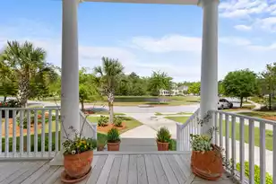 3894 Fifle St, Mount Pleasant, SC 29466 - Photo 4