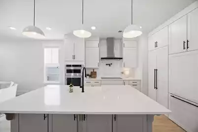 676 Blueway Avenue, Summerville, SC 29486 - Photo 14