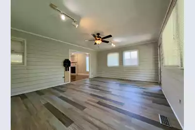 808 Detyens Road, Mount Pleasant, SC 29464 - Photo 12