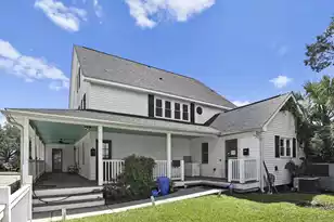 627 Rutledge Ave, Charleston, SC 29403 - Photo 2