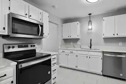 627 Rutledge Avenue #B, Charleston, SC 29403 - Photo 8