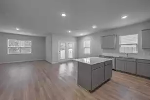 239 Bradford Pointe Dr W, Summerville, SC 29483 - Photo 22