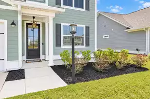 610 Sienna Wy, Summerville, SC 29486 - Photo 4