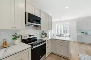 2267 Marsh Dr N, Mount Pleasant, SC 29466 - Photo 8
