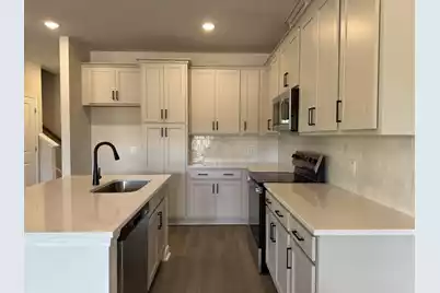 5063 Blackberry Lane, Ravenel, SC 29470 - Photo 8