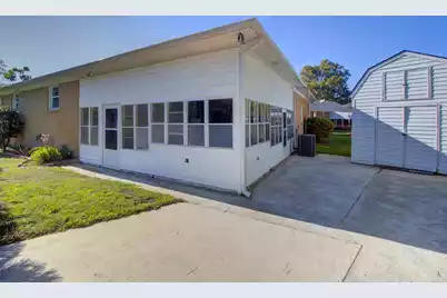 1084 Honeysuckle Lane, Charleston, SC 29412 - Photo 32
