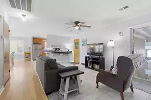 1084 Honeysuckle Ln, Charleston, SC 29412 - Photo 18