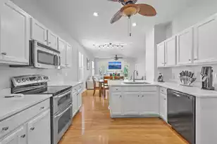 1728 Alan Brooke Dr, Mount Pleasant, SC 29466 - Photo 8