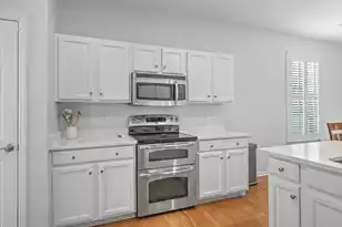 1728 Alan Brooke Dr, Mount Pleasant, SC 29466 - Photo 10