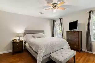 1147 Landsdowne Dr, Charleston, SC 29412 - Photo 8