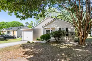 1147 Landsdowne Dr, Charleston, SC 29412 - Photo 2