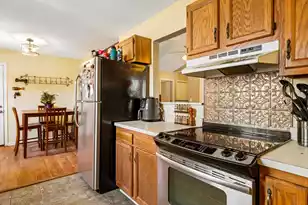 1147 Landsdowne Dr, Charleston, SC 29412 - Photo 20