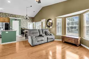 3464 Mulligan Dr, Mount Pleasant, SC 29466 - Photo 8