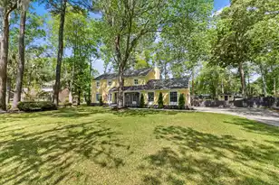 1088 Deleisseline Blvd, Mount Pleasant, SC 29464 - Photo 2