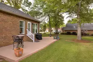 505 Oak Hill Dr, Manning, SC 29102 - Photo 2