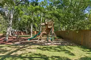 103 Oakview Ln, Isle Of Palms, SC 29451 - Photo 40