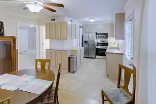 415 Parkdale Dr, Charleston, SC 29414 - Photo 6