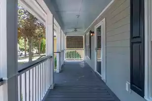 657 Gate Post Dr, Mount Pleasant, SC 29464 - Photo 18