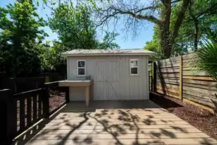 657 Gate Post Dr, Mount Pleasant, SC 29464 - Photo 40