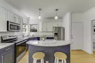 200 Oak Point Landing Dr, Mount Pleasant, SC 29464 - Photo 6
