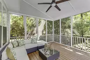 200 Oak Point Landing Dr, Mount Pleasant, SC 29464 - Photo 14