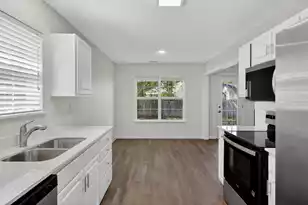 8349 Waltham Rd, North Charleston, SC 29406 - Photo 12