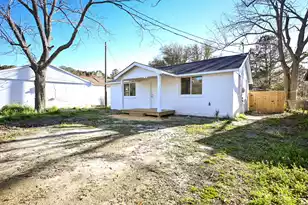460 Bay St, Elloree, SC 29047 - Photo 2