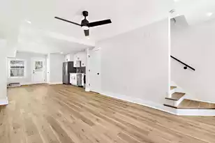 24 Blake St, Charleston, SC 29403 - Photo 2