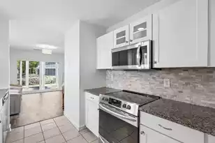 855 Sandlake Dr #201 A, Mount Pleasant, SC 29464 - Photo 8