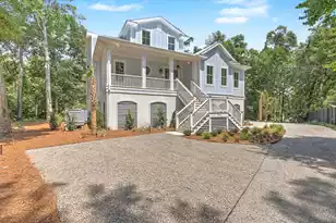 805 Geddings Wy, Mount Pleasant, SC 29464 - Photo 12