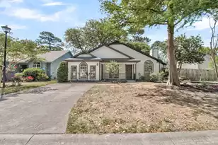 1252 Llewellyn Rd, Mount Pleasant, SC 29464 - Photo 2