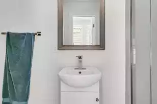 19 Ashton St, Charleston, SC 29403 - Photo 32