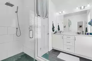 19 Ashton St, Charleston, SC 29403 - Photo 38