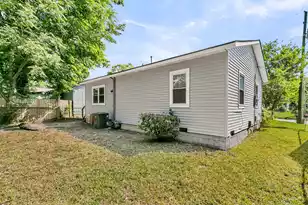509 Richardson Ave E, Summerville, SC 29485 - Photo 6