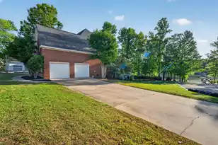 100 Shores Edge Dr, Chapin, SC 29036 - Photo 6