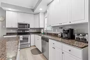 304 Hillside Dr S, North Myrtle Beach, SC 29582 - Photo 18