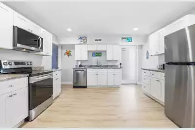 3104 Ocean Boulevard N, North Myrtle Beach, SC 29582 - Photo 12